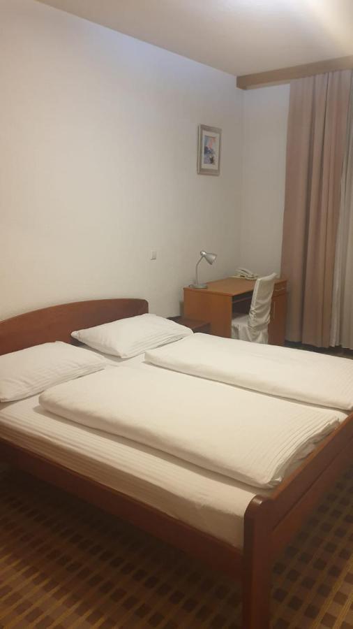 Hotel Knez Kupres  Exterior photo