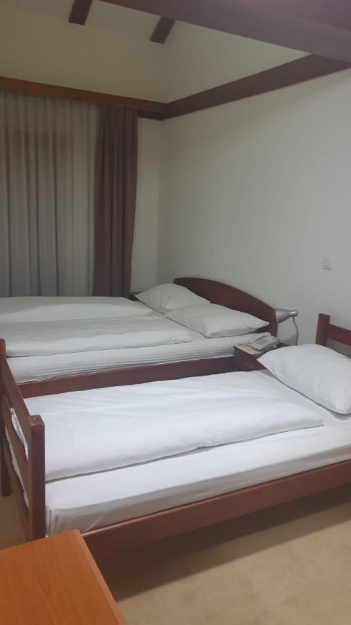 Hotel Knez Kupres  Exterior photo