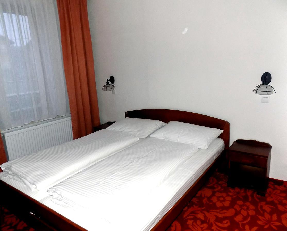 Hotel Knez Kupres  Exterior photo