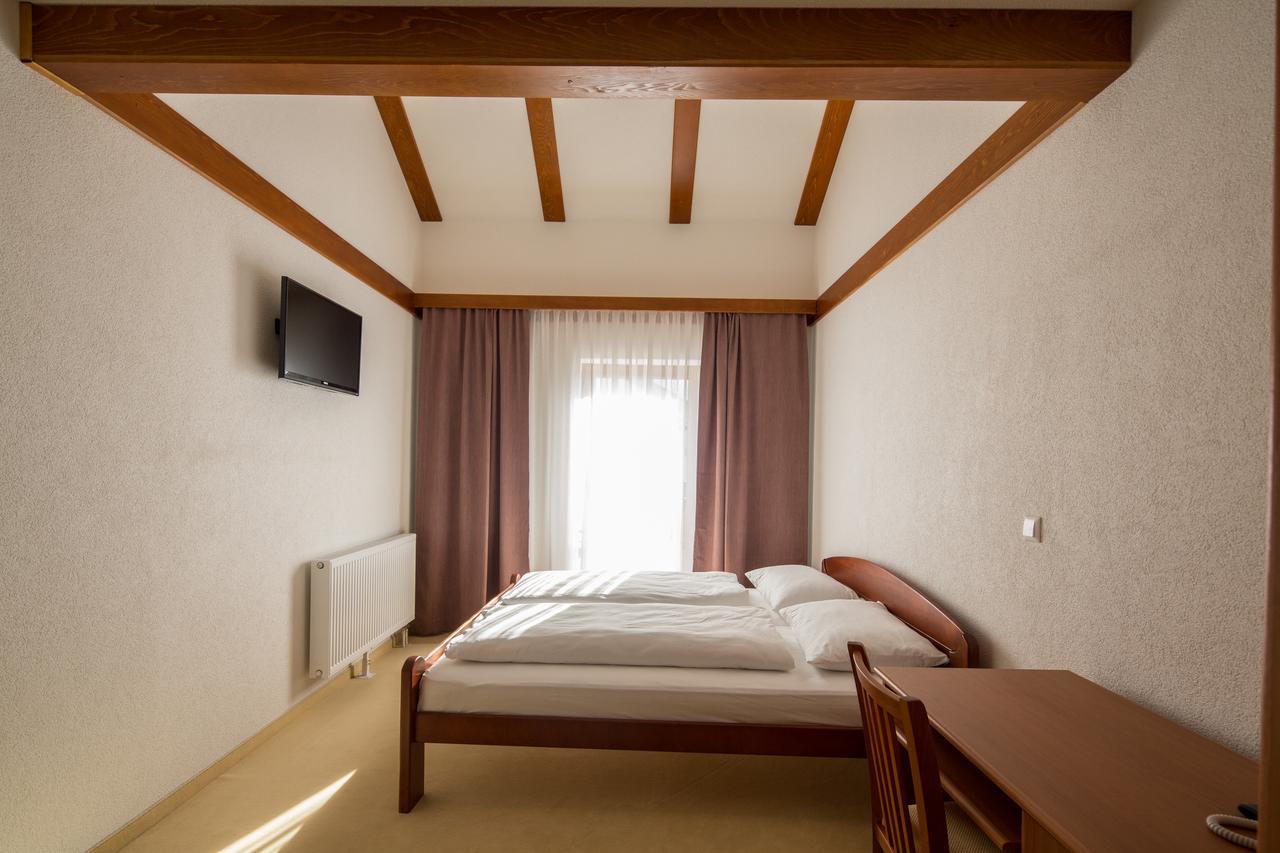 Hotel Knez Kupres  Exterior photo