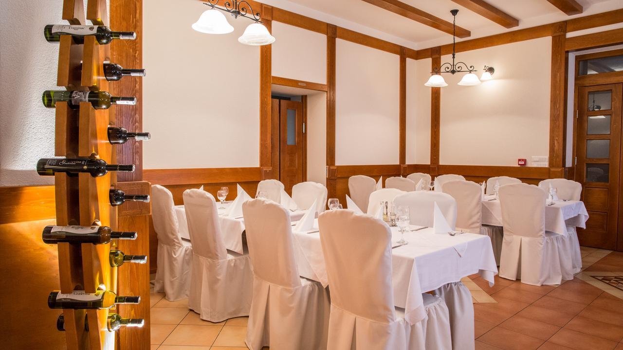 Hotel Knez Kupres  Exterior photo